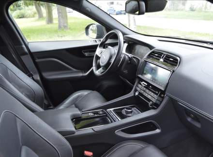 Jaguar - F-Pace
