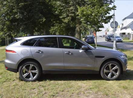 Jaguar - F-Pace