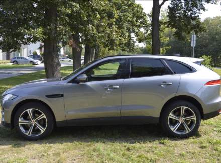 Jaguar - F-Pace
