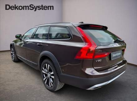 Volvo - V90