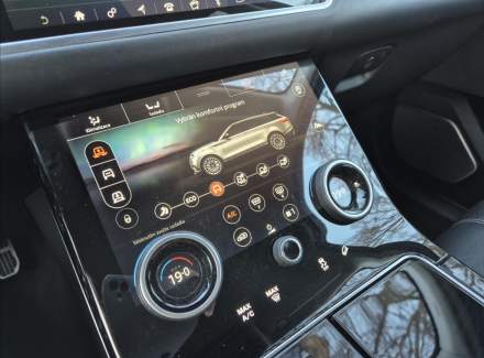 Land Rover - Range Rover Velar