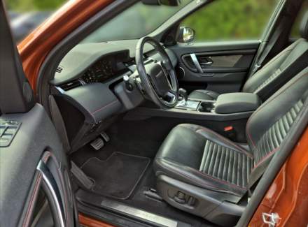 Land Rover - Discovery Sport