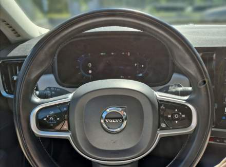 Volvo - V90