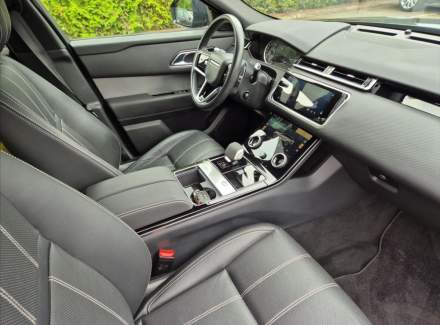 Land Rover - Range Rover Velar