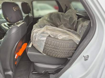 Land Rover - Discovery Sport