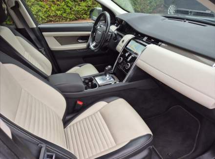 Land Rover - Discovery Sport