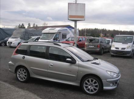 Peugeot - 206