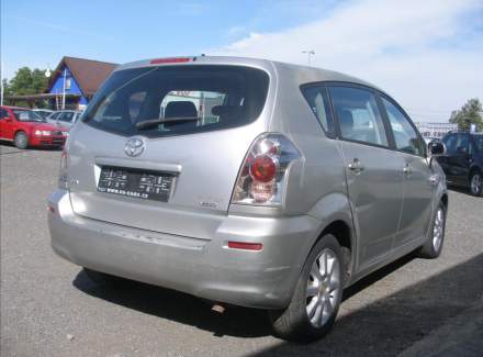 Toyota - Corolla Verso