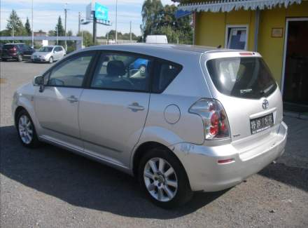 Toyota - Corolla Verso