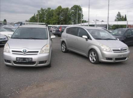 Toyota - Corolla Verso