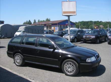 Škoda - Octavia