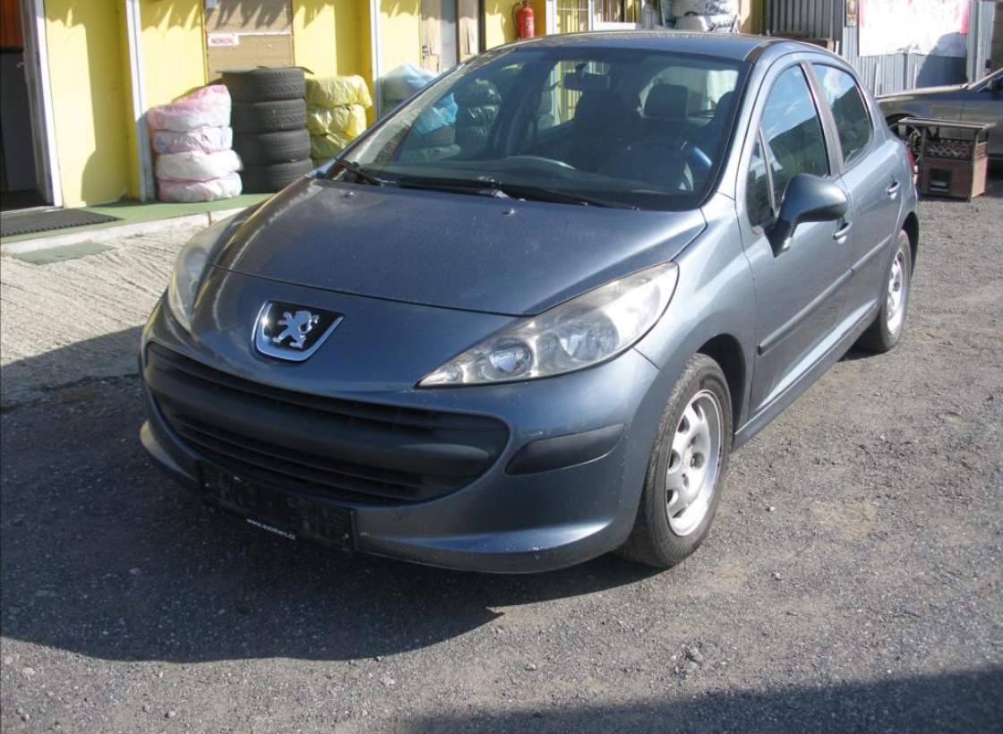 Peugeot - 207