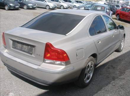 Volvo - S60