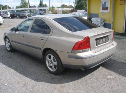 Volvo - S60