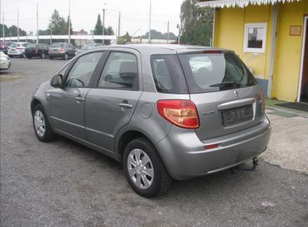 Suzuki - SX4