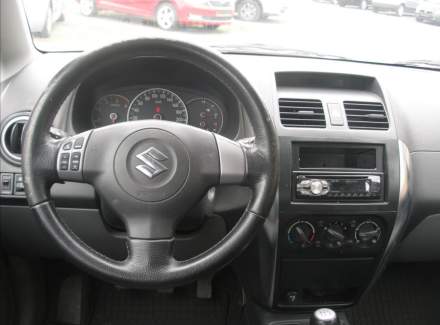 Suzuki - SX4