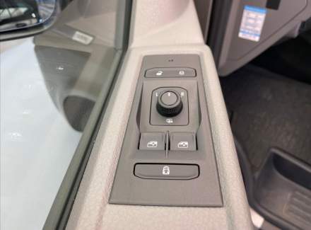 Volkswagen - Caravelle