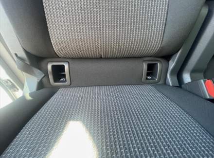 Volkswagen - Caravelle