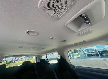 Volkswagen - Caravelle