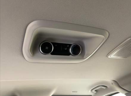 Volkswagen - Caravelle