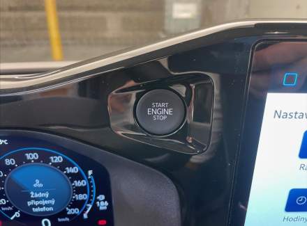 Volkswagen - Caravelle