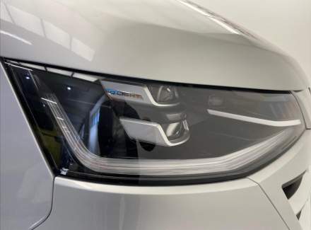 Volkswagen - Caravelle