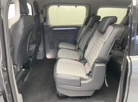 Volkswagen - Caravelle