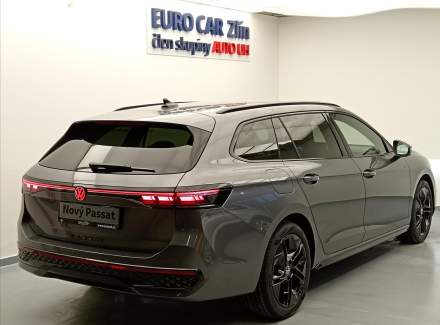 Volkswagen - Passat