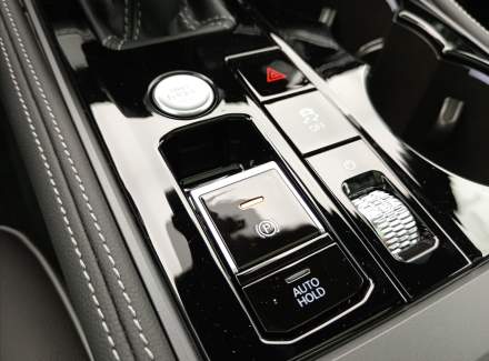 Volkswagen - Touareg