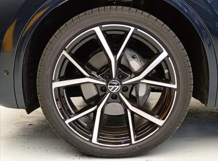 Volkswagen - Touareg