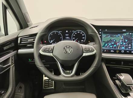 Volkswagen - Touareg