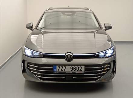 Volkswagen - Passat