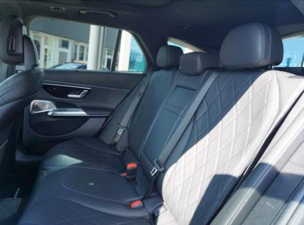 Mercedes-Benz - E-class