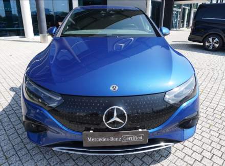 Mercedes-Benz - EQE