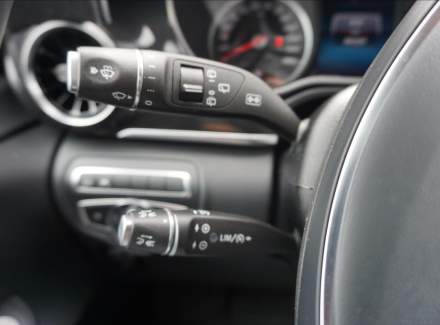 Mercedes-Benz - V-class