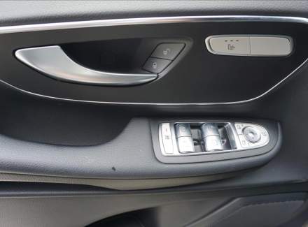 Mercedes-Benz - V-class