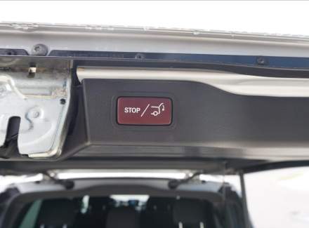 Mercedes-Benz - V-class