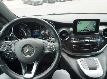 Mercedes-Benz - V-class