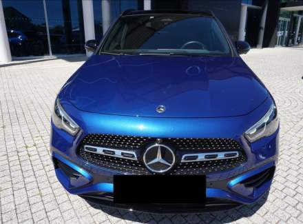 Mercedes-Benz - GLA