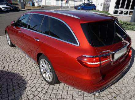 Mercedes-Benz - E-class