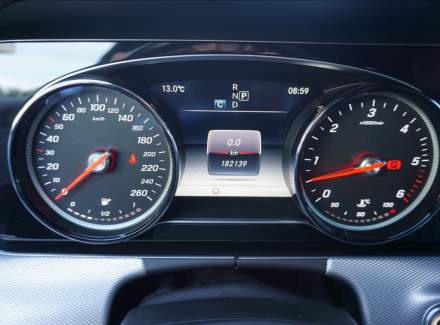 Mercedes-Benz - E-class