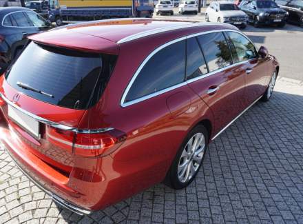 Mercedes-Benz - E-class