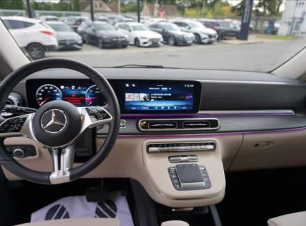 Mercedes-Benz - V-class