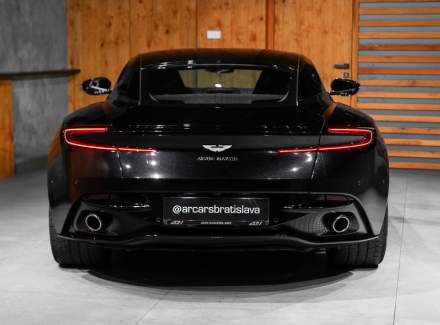 Aston Martin - DB11