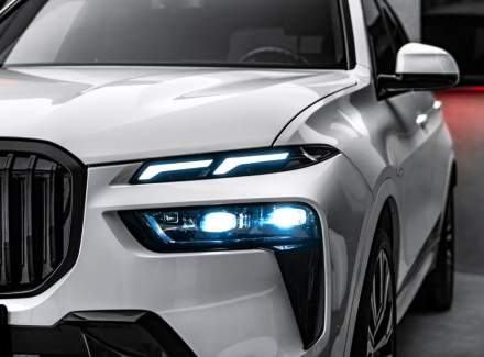 BMW - X7