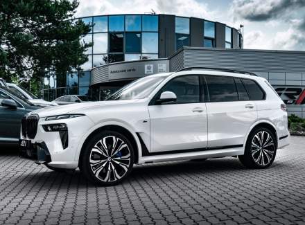BMW - X7