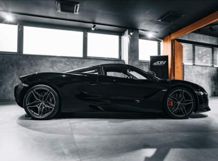 McLaren - 720S