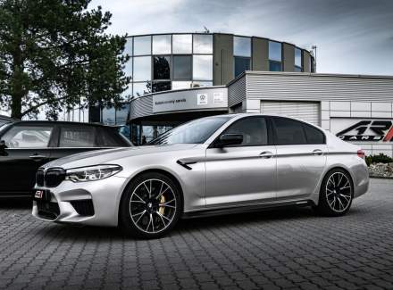 BMW - M5