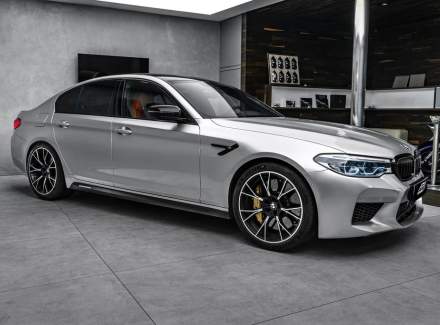 BMW - M5