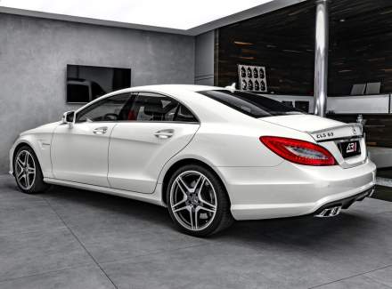 Mercedes-Benz - CLS